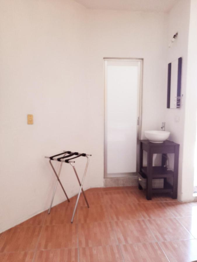 Suite amplia privada a 8 min del centro Aguascalientes Esterno foto
