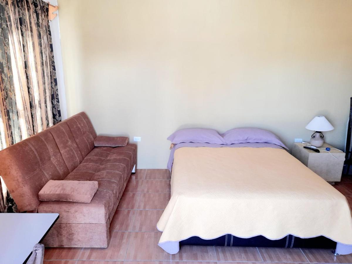 Suite amplia privada a 8 min del centro Aguascalientes Esterno foto