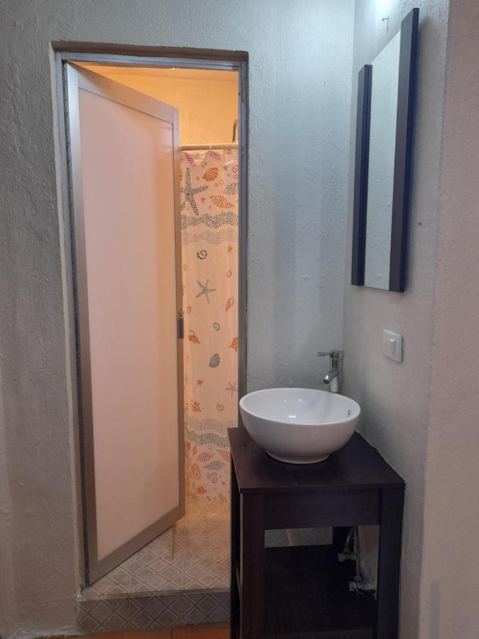 Suite amplia privada a 8 min del centro Aguascalientes Esterno foto