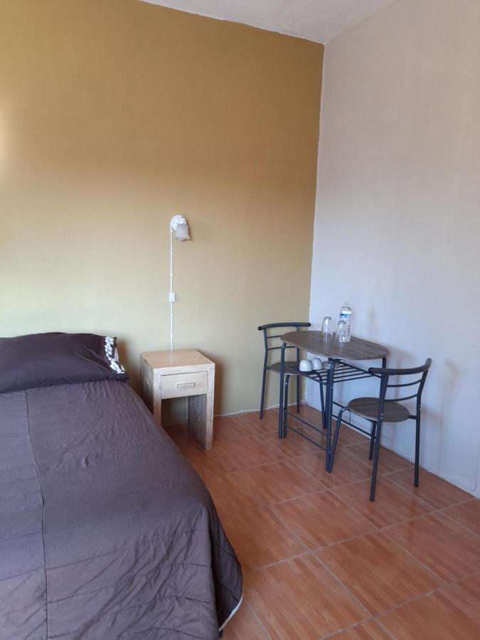 Suite amplia privada a 8 min del centro Aguascalientes Esterno foto