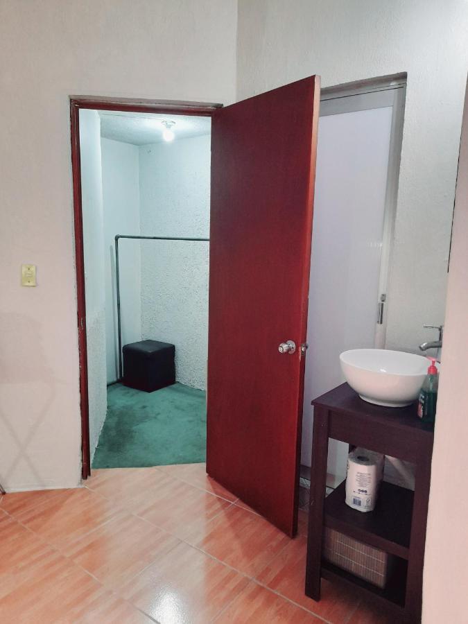 Suite amplia privada a 8 min del centro Aguascalientes Esterno foto