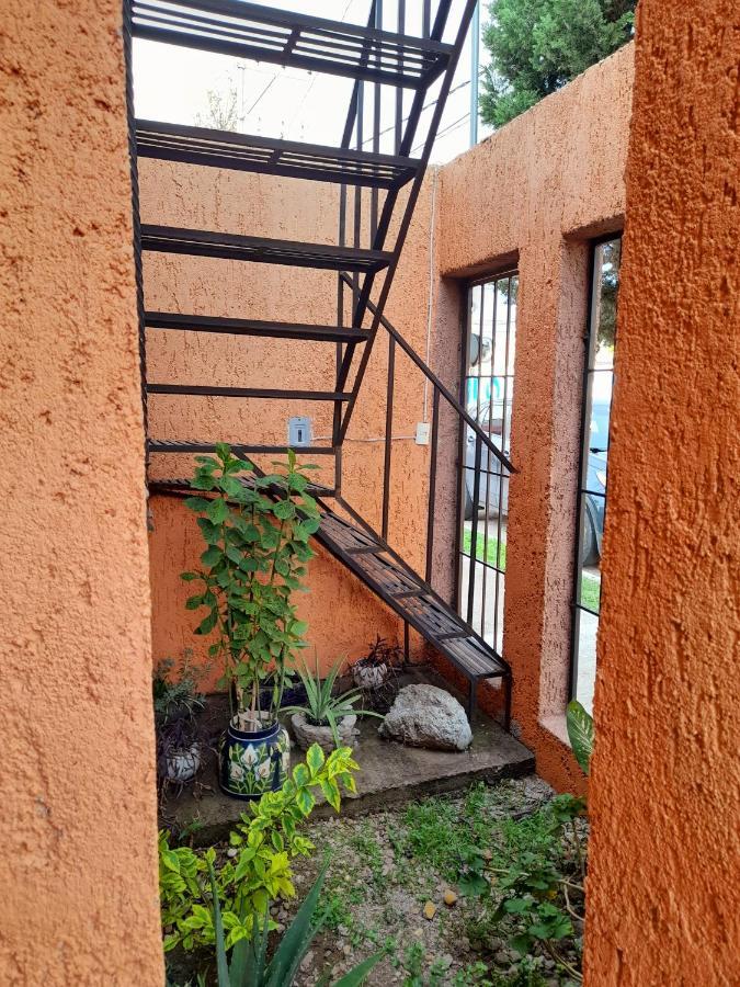 Suite amplia privada a 8 min del centro Aguascalientes Esterno foto