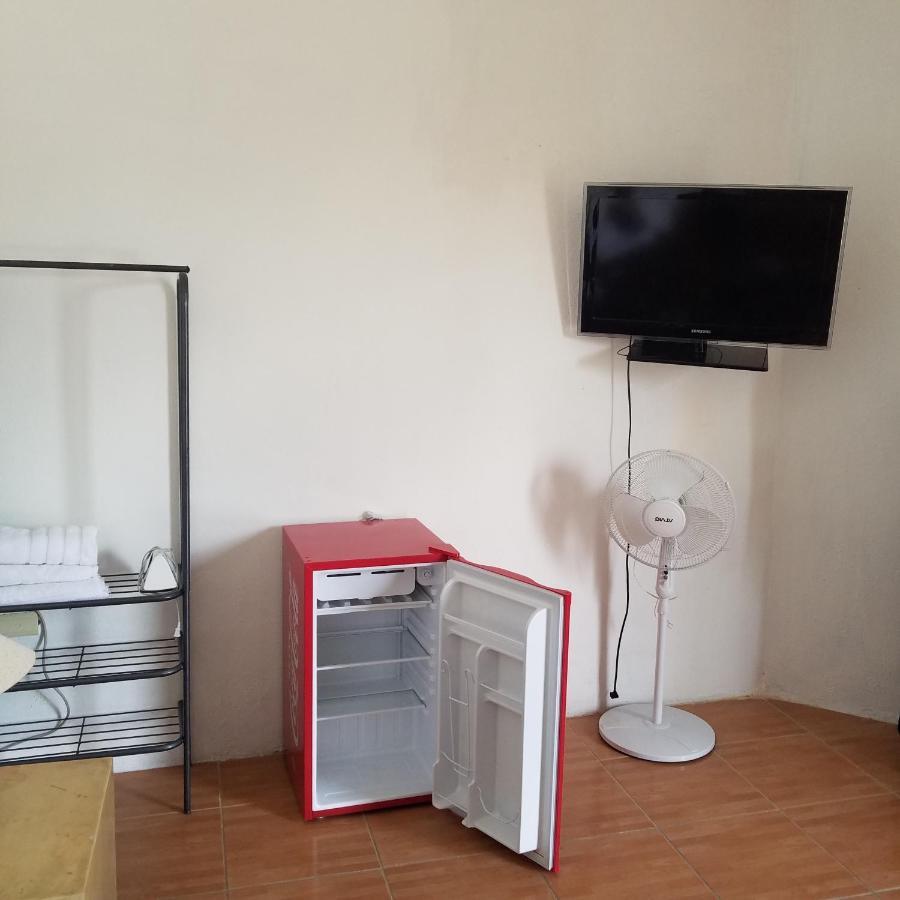 Suite amplia privada a 8 min del centro Aguascalientes Esterno foto